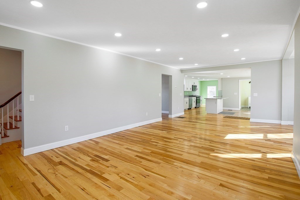 46 Ruggles Street Westborough, MA 01581 - Photo 19 of 42 Gallery Image 19