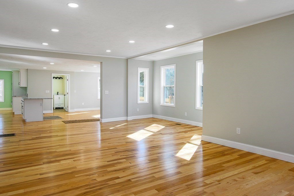 46 Ruggles Street Westborough, MA 01581 - Photo 20 of 42 Gallery Image 20