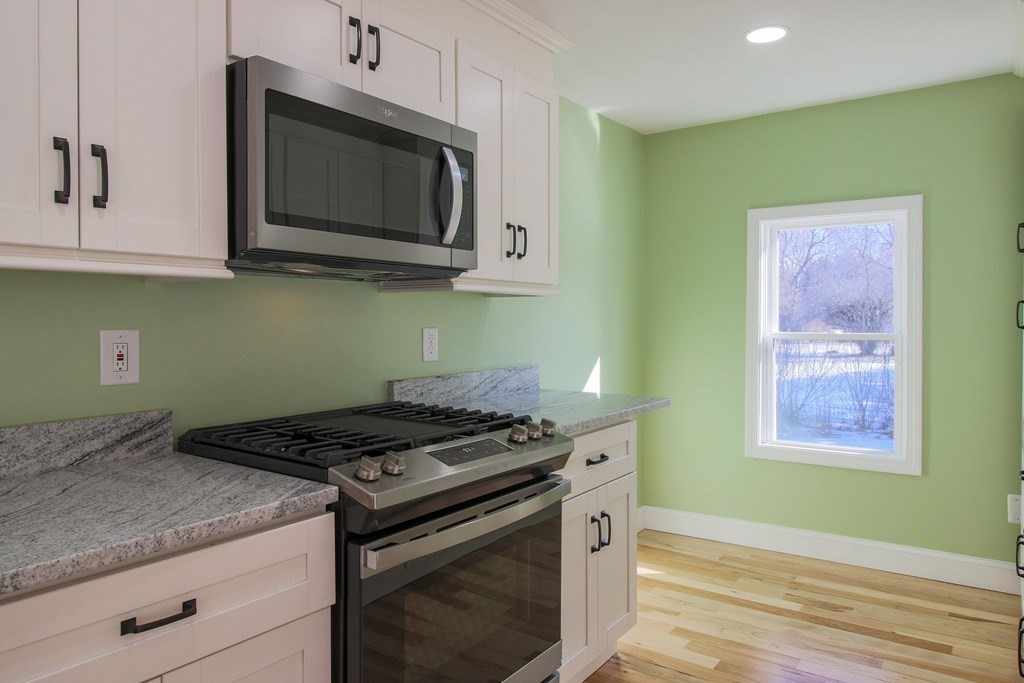 46 Ruggles Street Westborough, MA 01581 - Photo 7 of 42 Gallery Image 7
