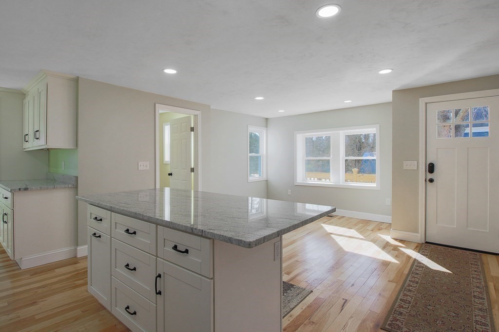 46 Ruggles Street Westborough, MA 01581 - Photo 10 of 42 Gallery Image 10
