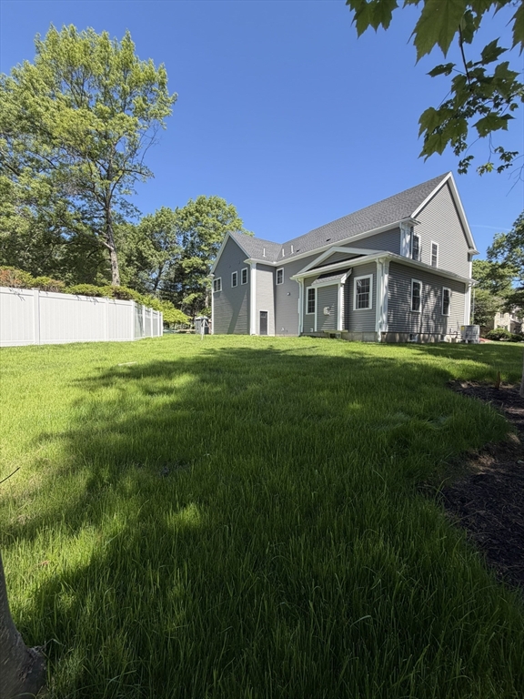 1 Rams Gate Place Shrewsbury, MA 01545 - Photo 3 of 5 Gallery Image 3