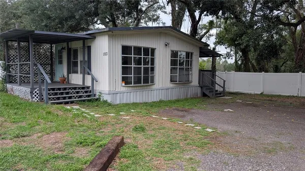 $1,350 | 11716 East U Highway, Seffner, FL 33584