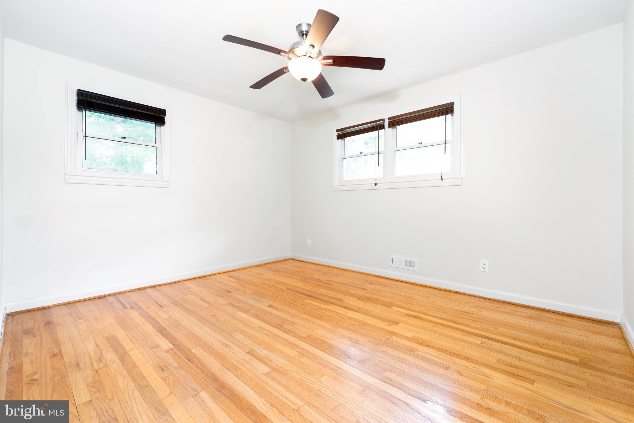 1418 Thornden Road Rockville, MD 20851 - Photo 6 of 17
