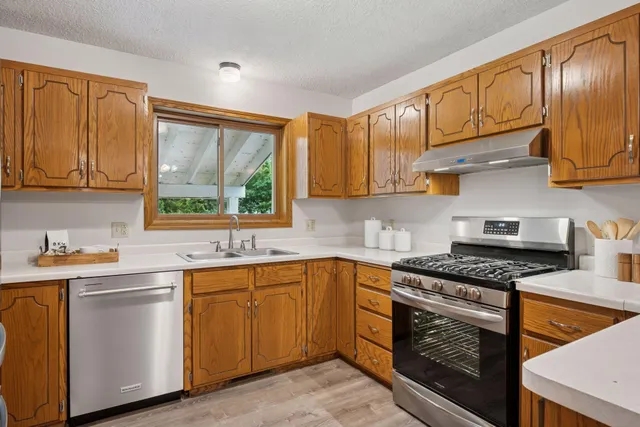 $370,000 | 16760 203rd Avenue Northwest, Big Lake, MN 55309