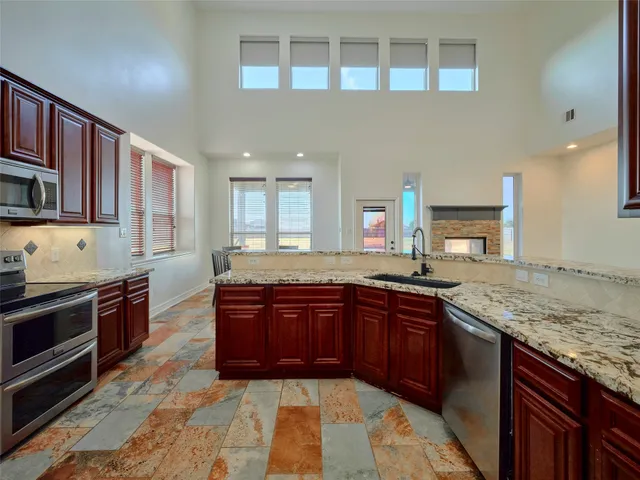 $649,900 | 11718 Casadores Lane, Needville, TX 77461