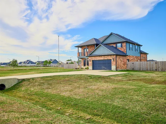 $649,900 | 11718 Casadores Lane, Needville, TX 77461