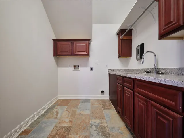 $649,900 | 11718 Casadores Lane, Needville, TX 77461