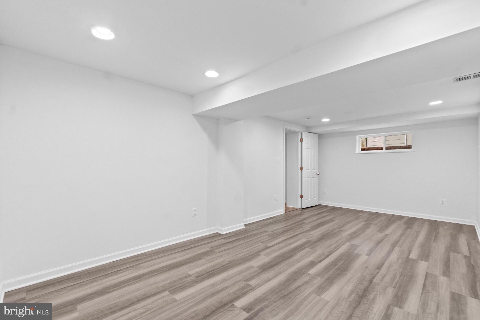 12422 Feldon Street Silver Spring, MD 20906 - Photo 13 of 26