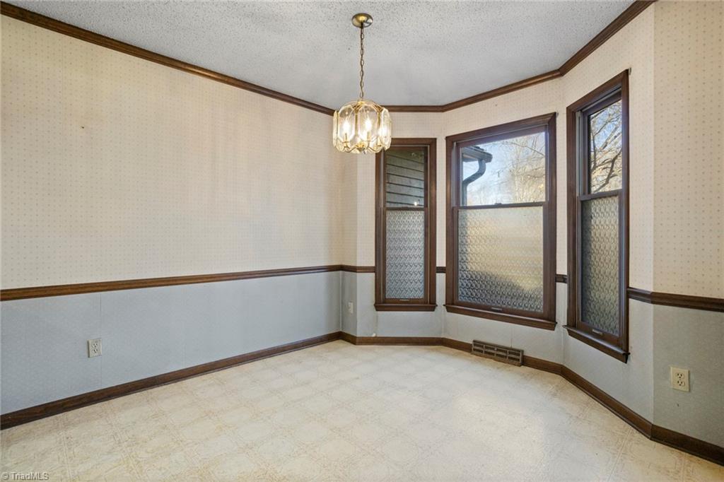 3900 Grubbs Road Walkertown, NC 27051 - Photo 10 of 33 Gallery Image 10