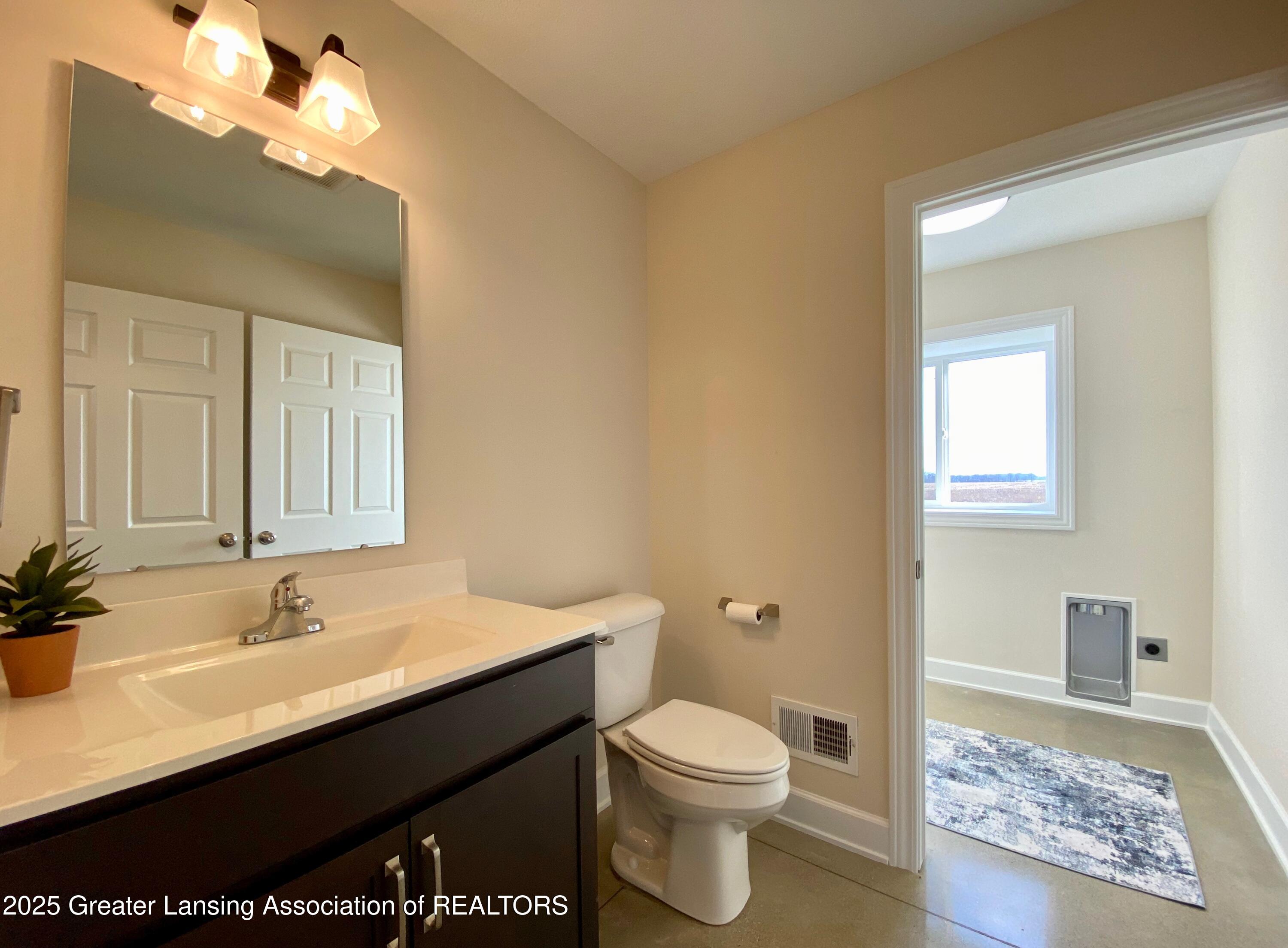 2491 West Price Road St. Johns, MI 48879 - Photo 17 of 52 IMG_8306