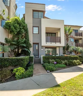 $2,890,000 | 12837 North Seaglass Circle, Los Angeles, CA 90094