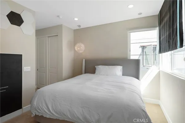 $2,850,000 | 12837 North Seaglass Circle, Los Angeles, CA 90094