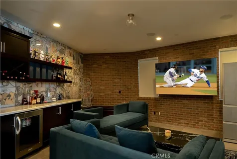 $2,890,000 | 12837 North Seaglass Circle, Los Angeles, CA 90094