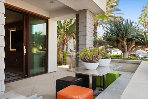 $2,890,000 | 12837 North Seaglass Circle, Los Angeles, CA 90094