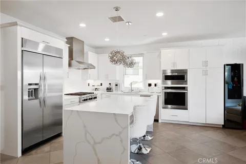 $2,890,000 | 12837 North Seaglass Circle, Los Angeles, CA 90094