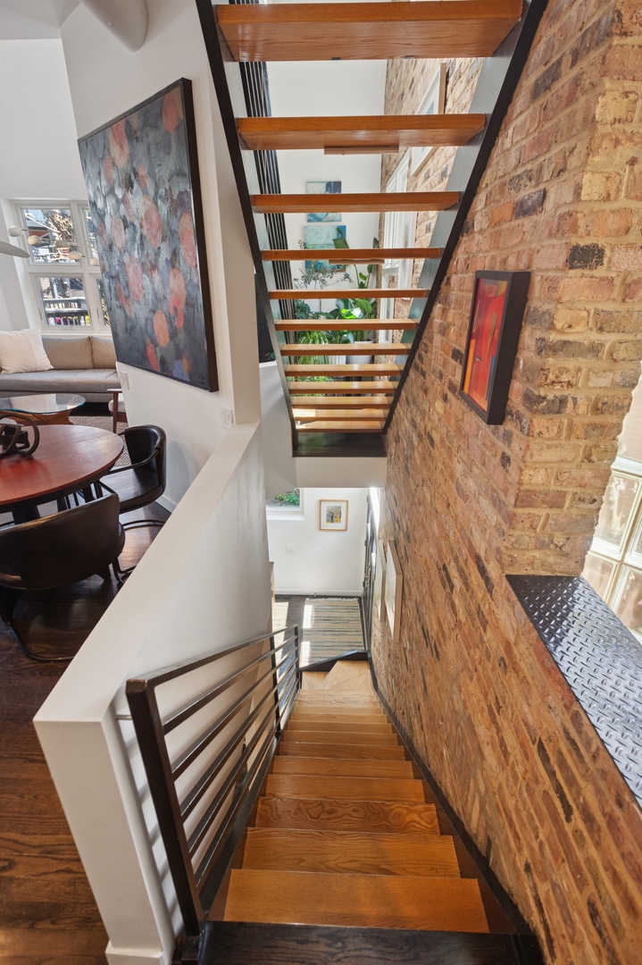 832 West Wolfram Street Chicago, IL 60657 - Photo 15 of 51