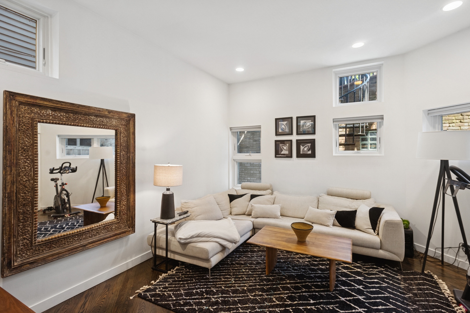 832 West Wolfram Street Chicago, IL 60657 - Photo 6 of 51 a living room with furniture and a glass door