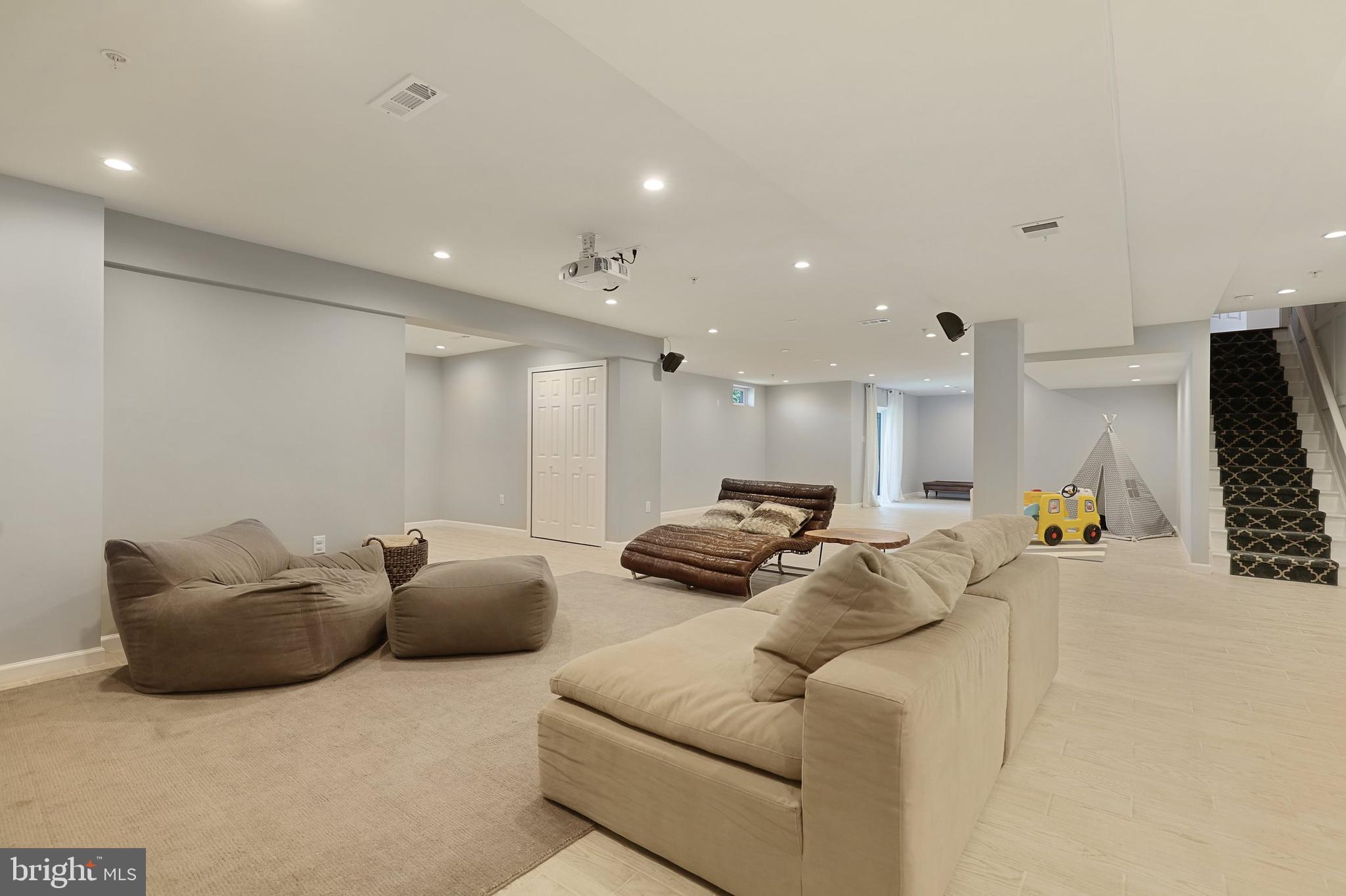 8404 Staggers Farm Court Laurel, MD 20708 - Photo 53 of 68 Gallery Image 53