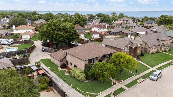 $439,900 | 9209 Chimneywood Drive, Rowlett, TX 75089