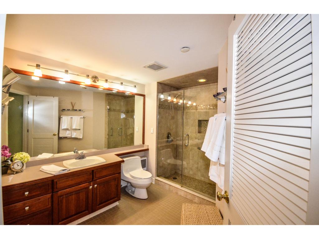 300 North River Road, Unit 107 Manchester, NH 03104 - Photo 18 of 33 Gallery Image 18