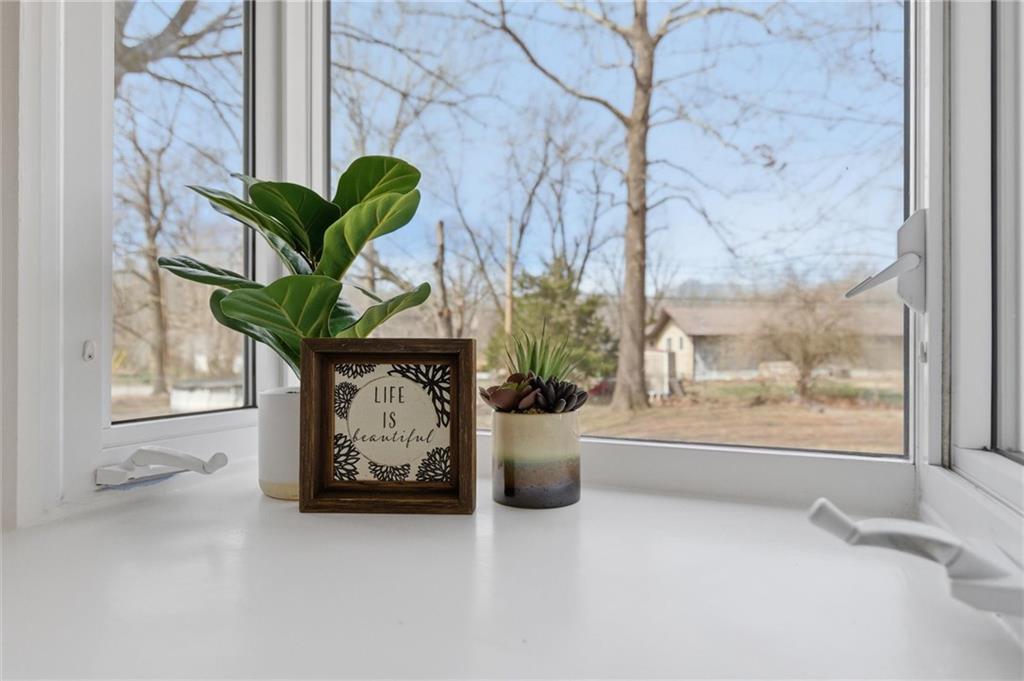 1232 Old Manor Road Liberty, MO 64068 - Photo 11 of 36