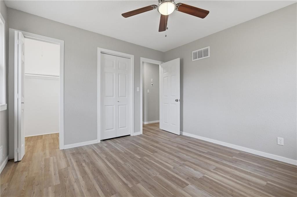 1232 Old Manor Road Liberty, MO 64068 - Photo 16 of 36