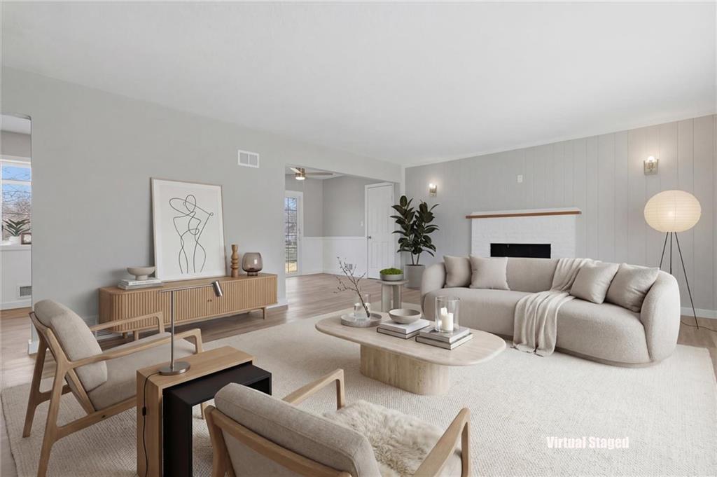 1232 Old Manor Road Liberty, MO 64068 - Photo 2 of 36