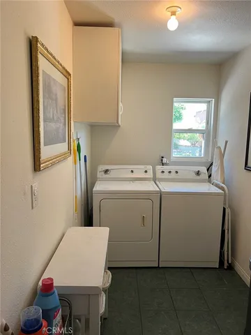 $889,000 | 20323 Kinzie Street, Chatsworth, CA 91311