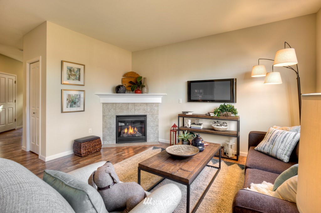 4304 212th Place Southeast Bothell, WA 98021 - Photo 5 of 10