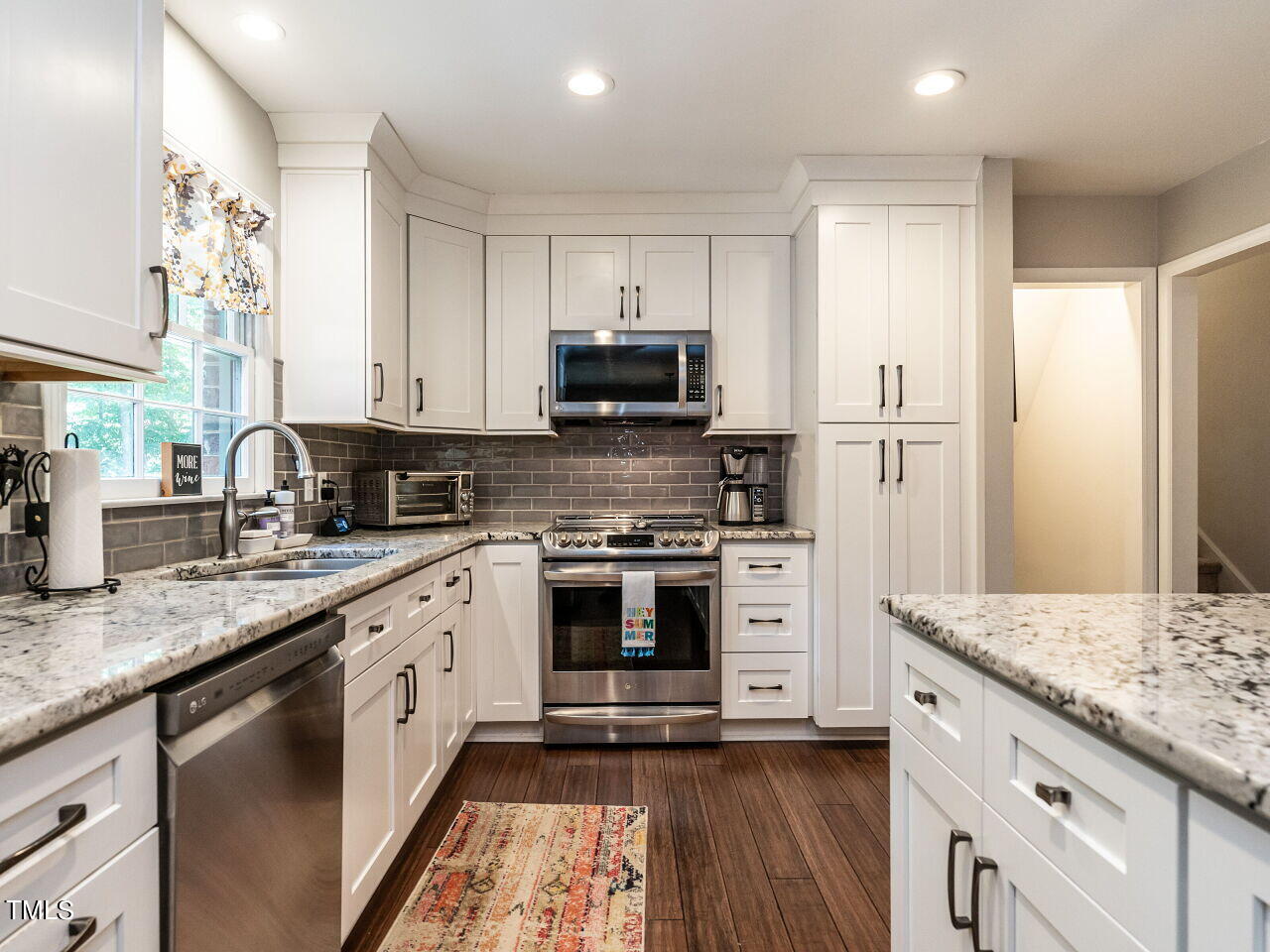 1713 Medfield Road Raleigh, NC 27607 - Photo 9 of 41 017-1280x960-kitchen