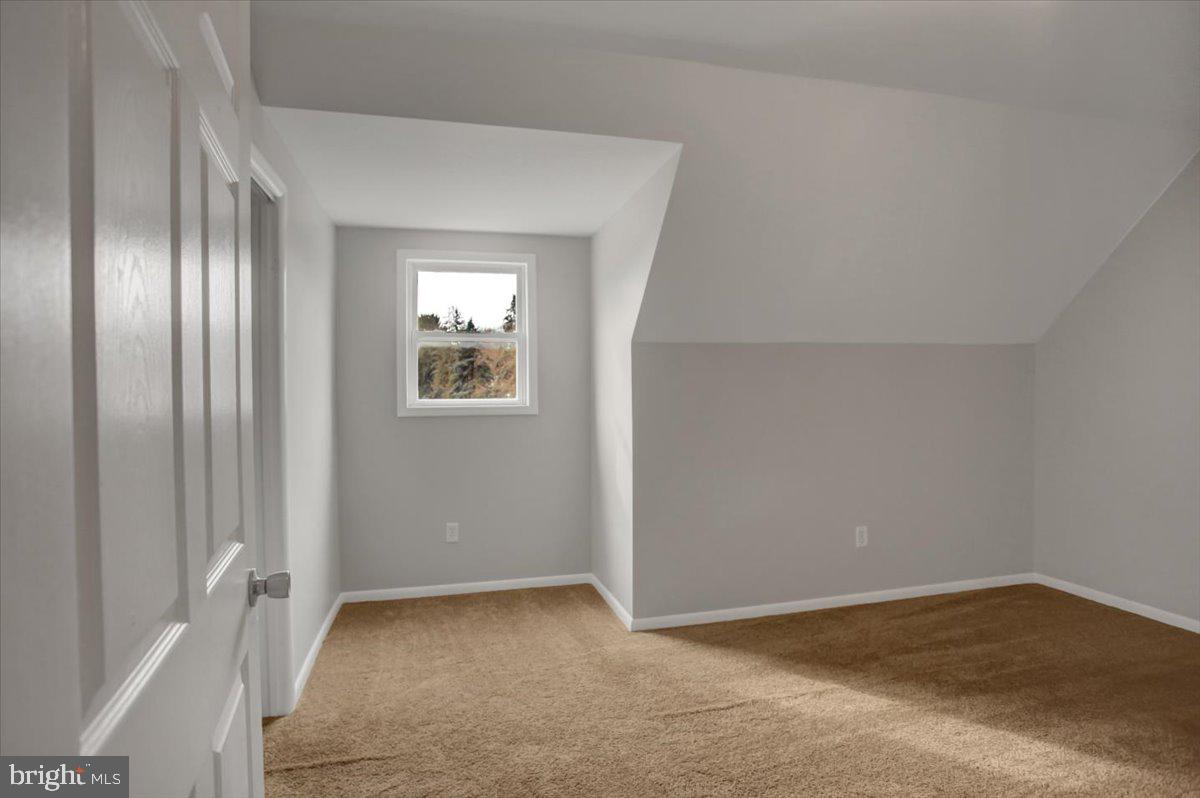 124 West Hunter Road Carlisle, PA 17015 - Photo 27 of 36 an empty room with windows