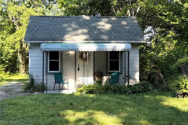 $67,000 | 318 Joseph Street, Barberton, OH 44203
