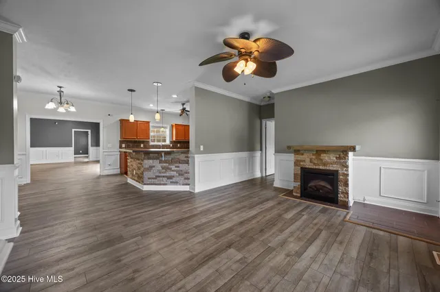 $2,500 | 103 Meadowview Road, Jacksonville, NC 28540