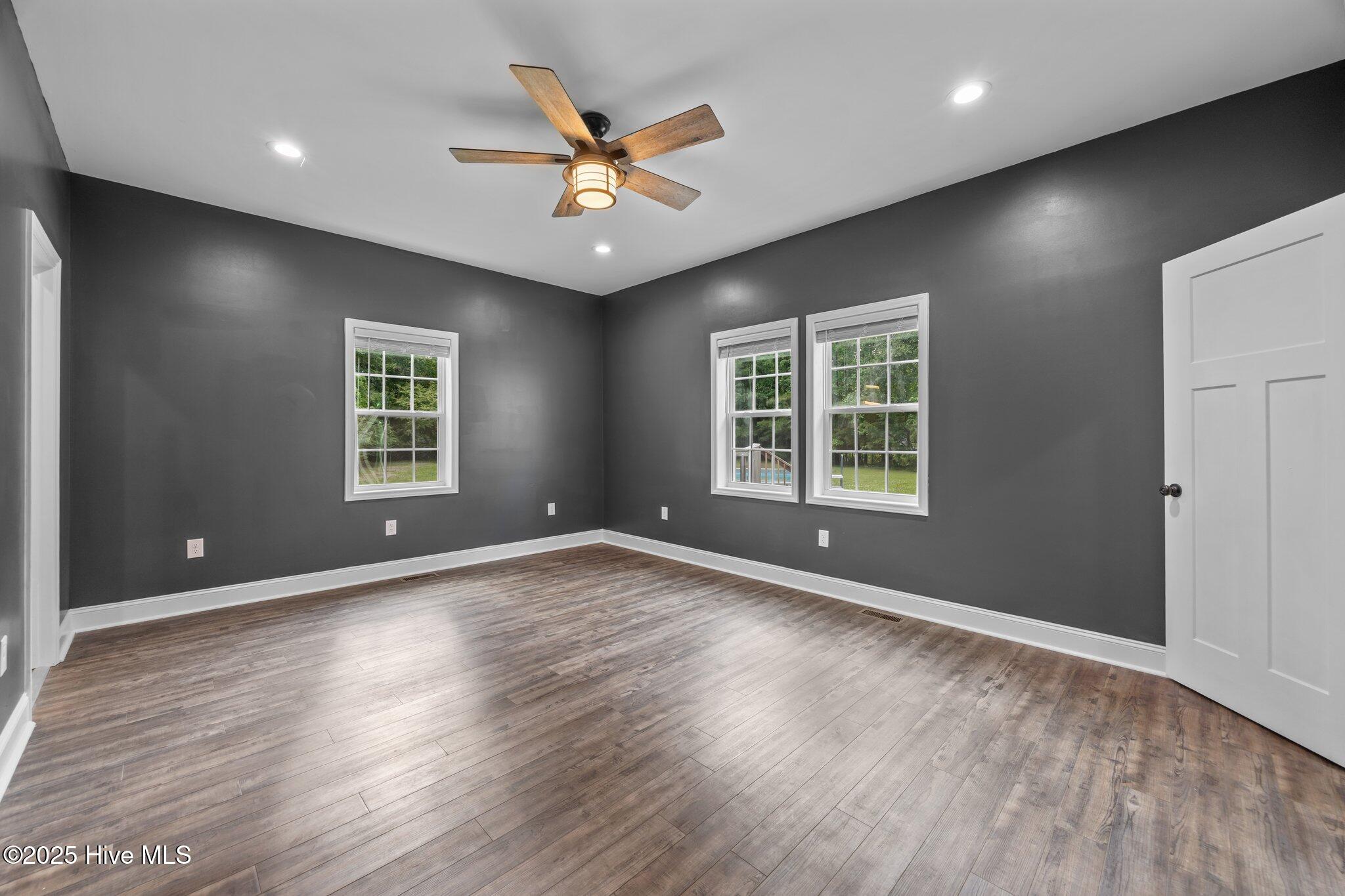 103 Meadowview Road Jacksonville, NC 28540 - Photo 19 of 50 Primary Bedroom #1