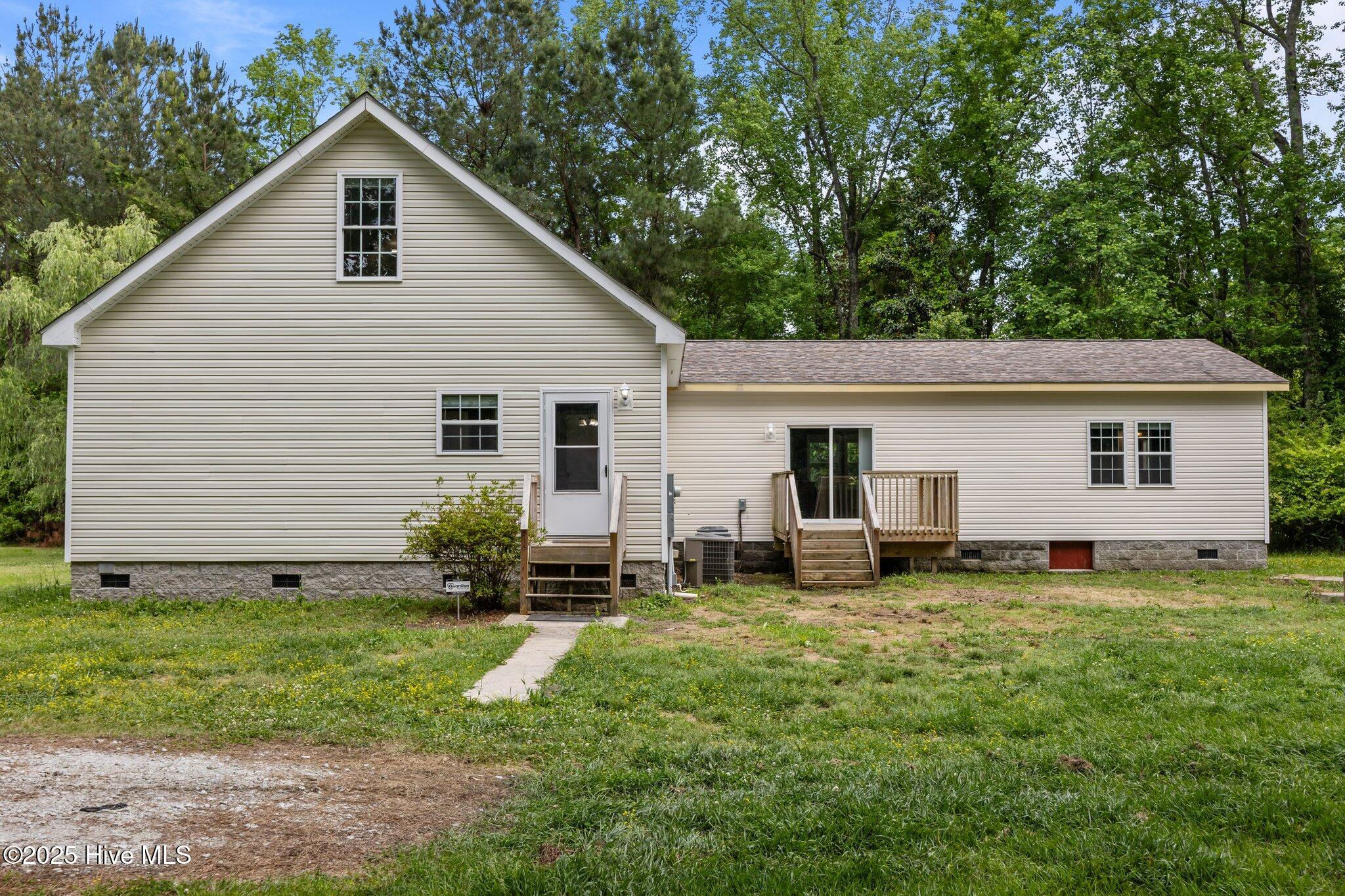 103 Meadowview Road Jacksonville, NC 28540 - Photo 5 of 50 Side View