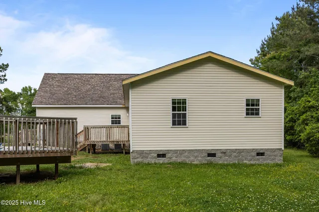 $2,500 | 103 Meadowview Road, Jacksonville, NC 28540