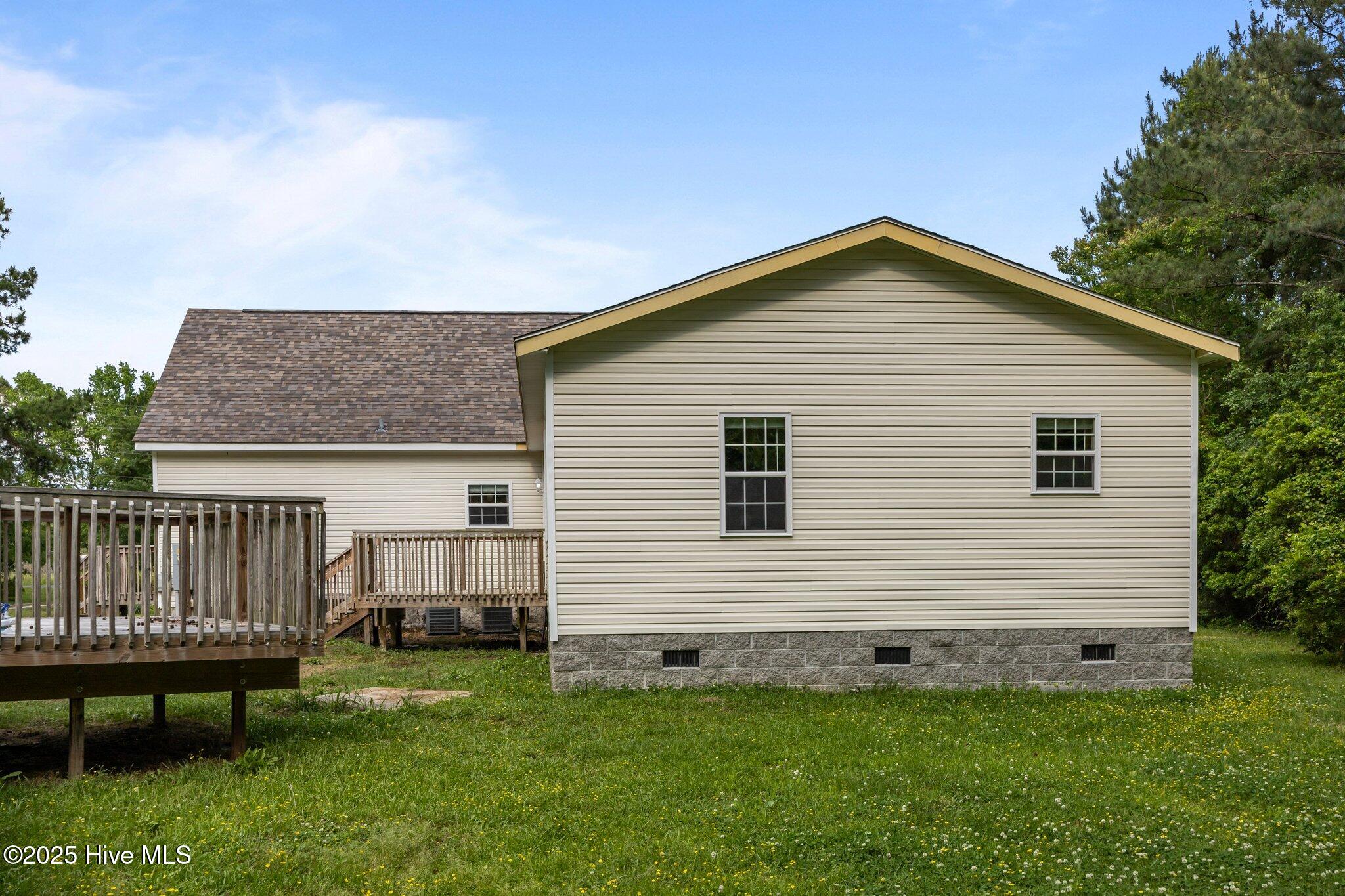 103 Meadowview Road Jacksonville, NC 28540 - Photo 6 of 50 Back View