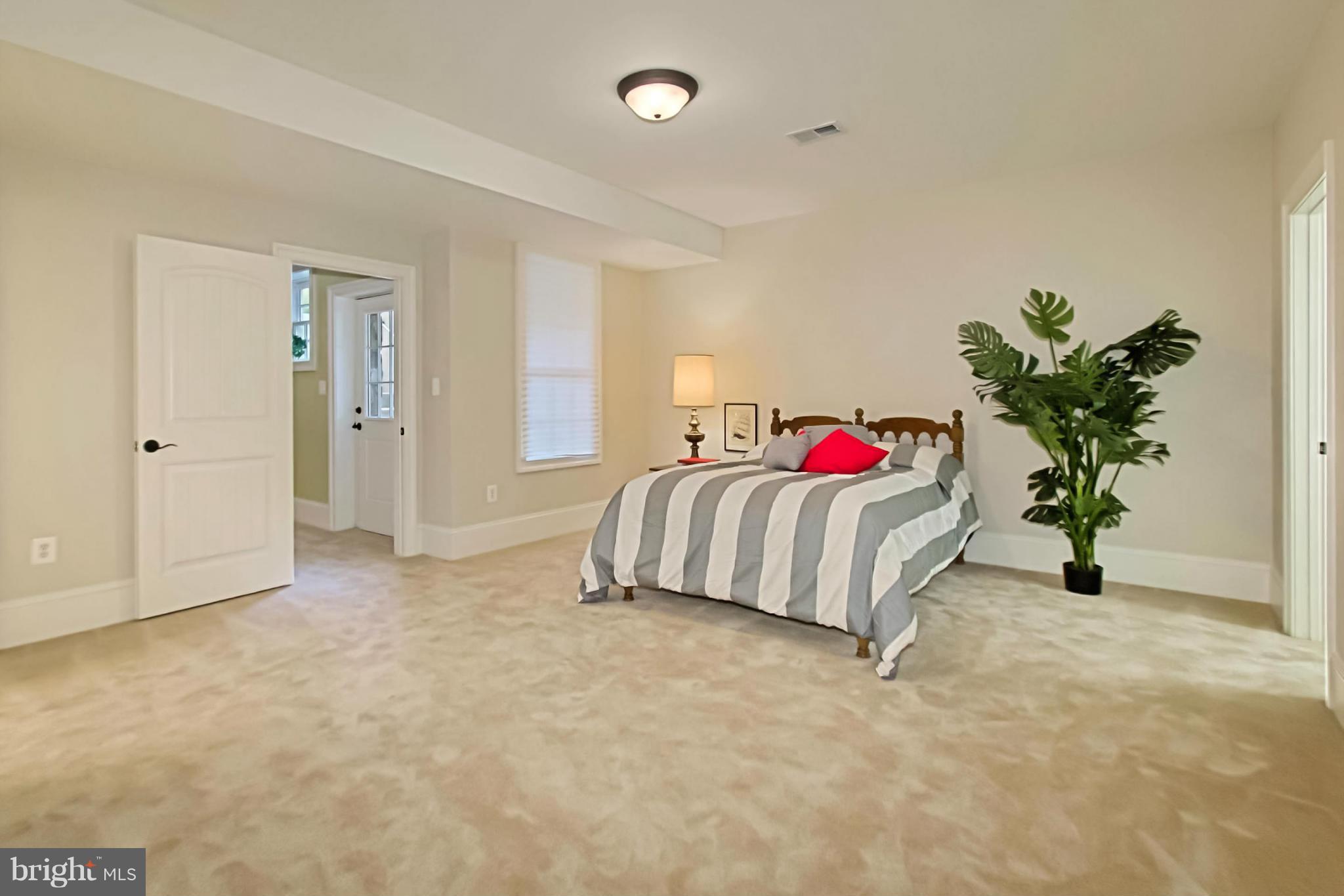 5555 Little Falls Road Arlington, VA 22207 - Photo 20 of 23 Bedroom