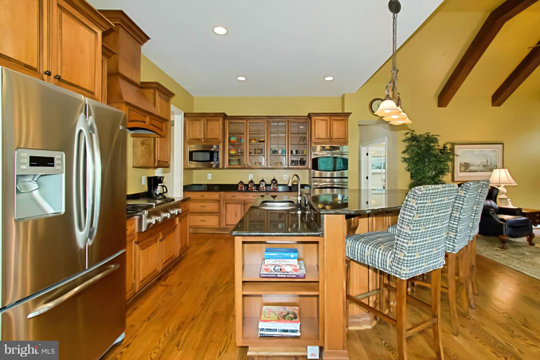 5555 Little Falls Road Arlington, VA 22207 - Photo 10 of 23 Kitchen