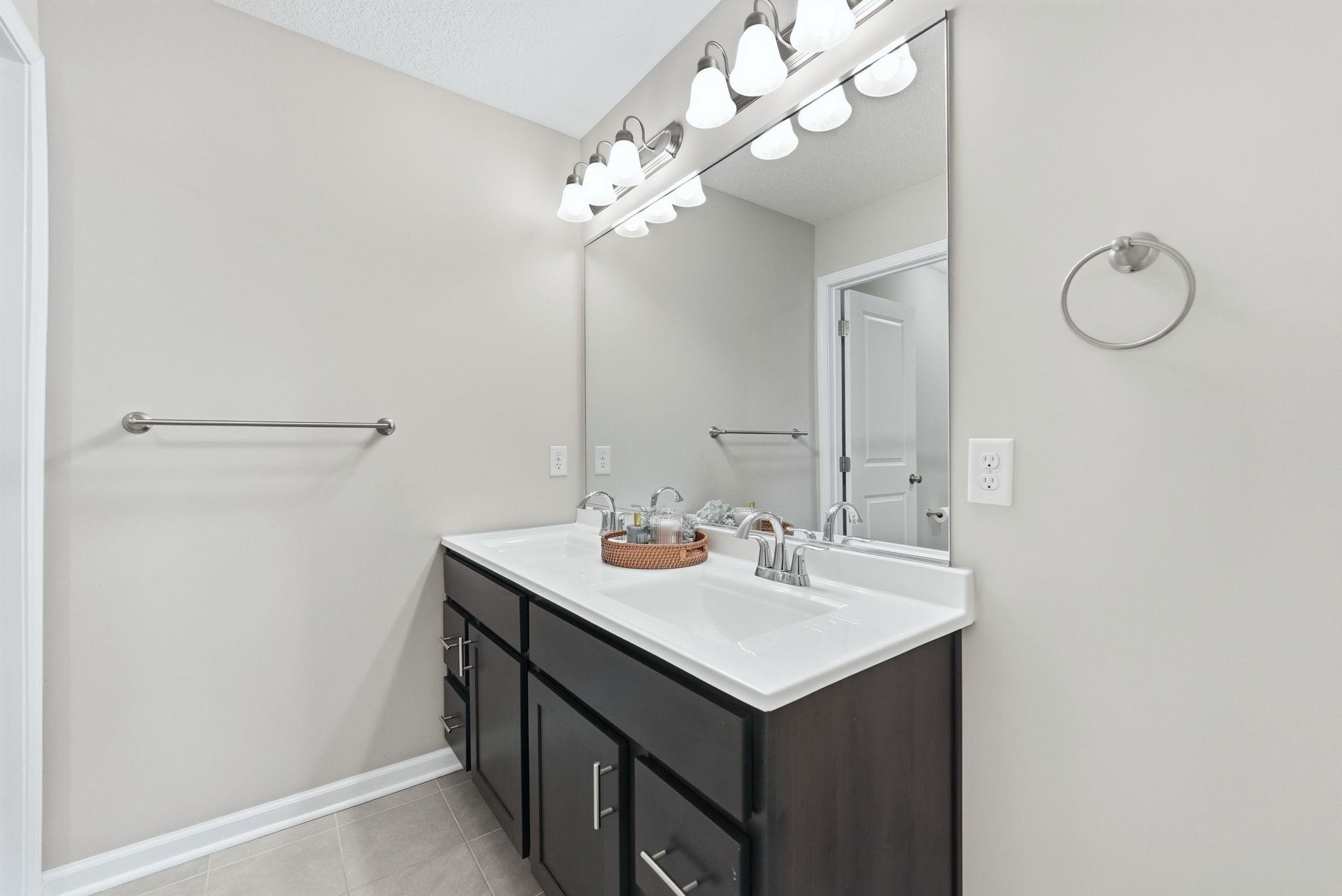 929 Meravi Cove Fort Wayne, IN 46818 - Photo 13 of 33