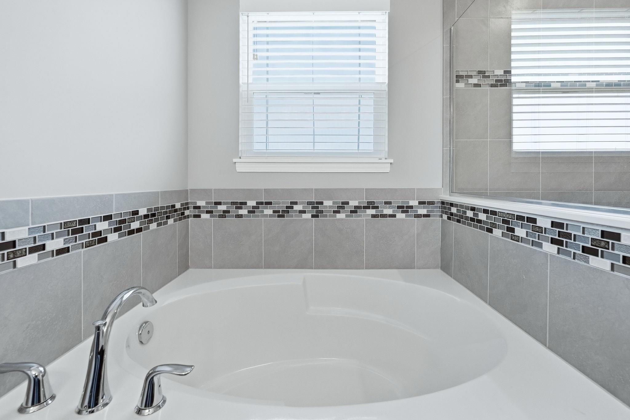 929 Meravi Cove Fort Wayne, IN 46818 - Photo 22 of 33