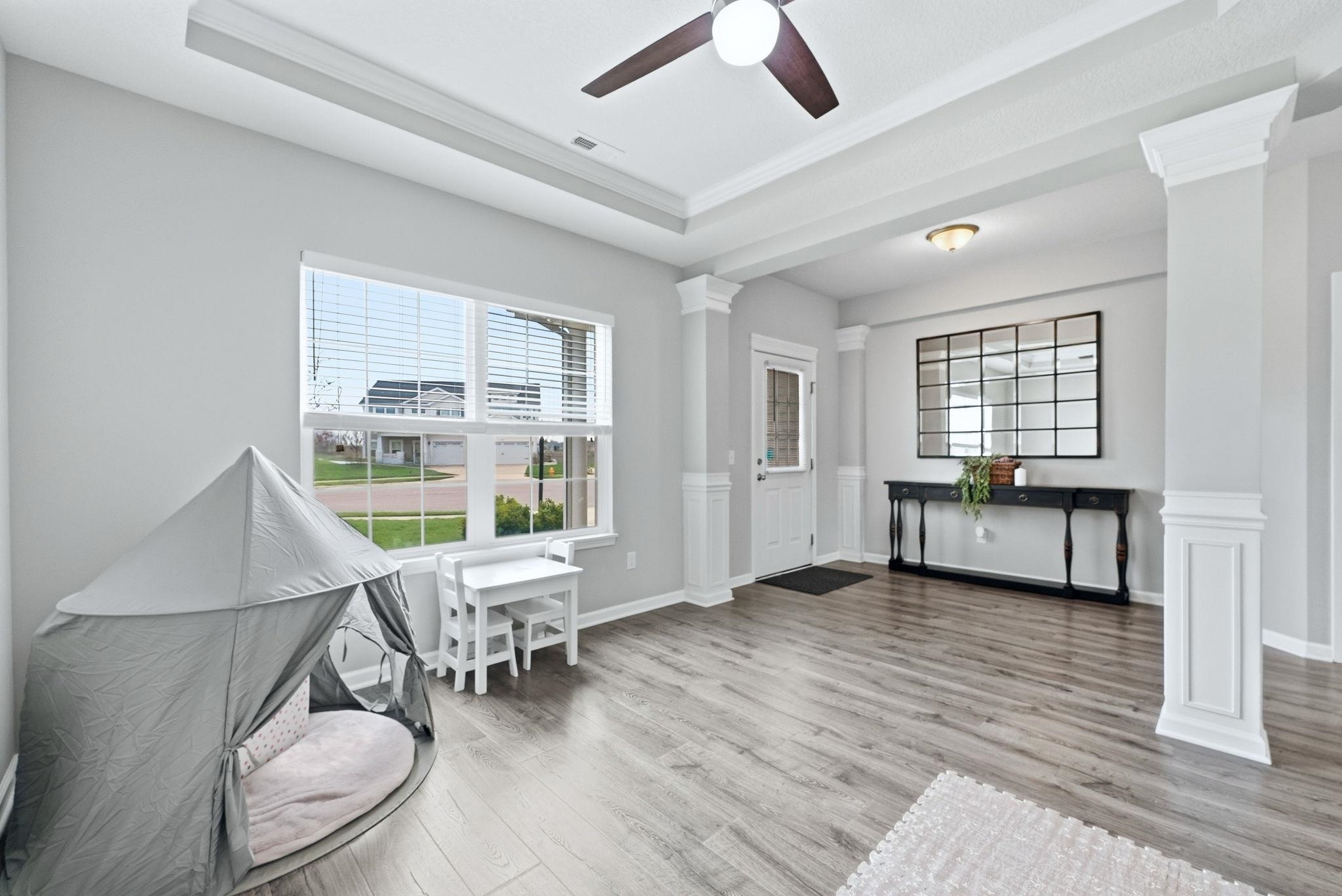 929 Meravi Cove Fort Wayne, IN 46818 - Photo 4 of 33