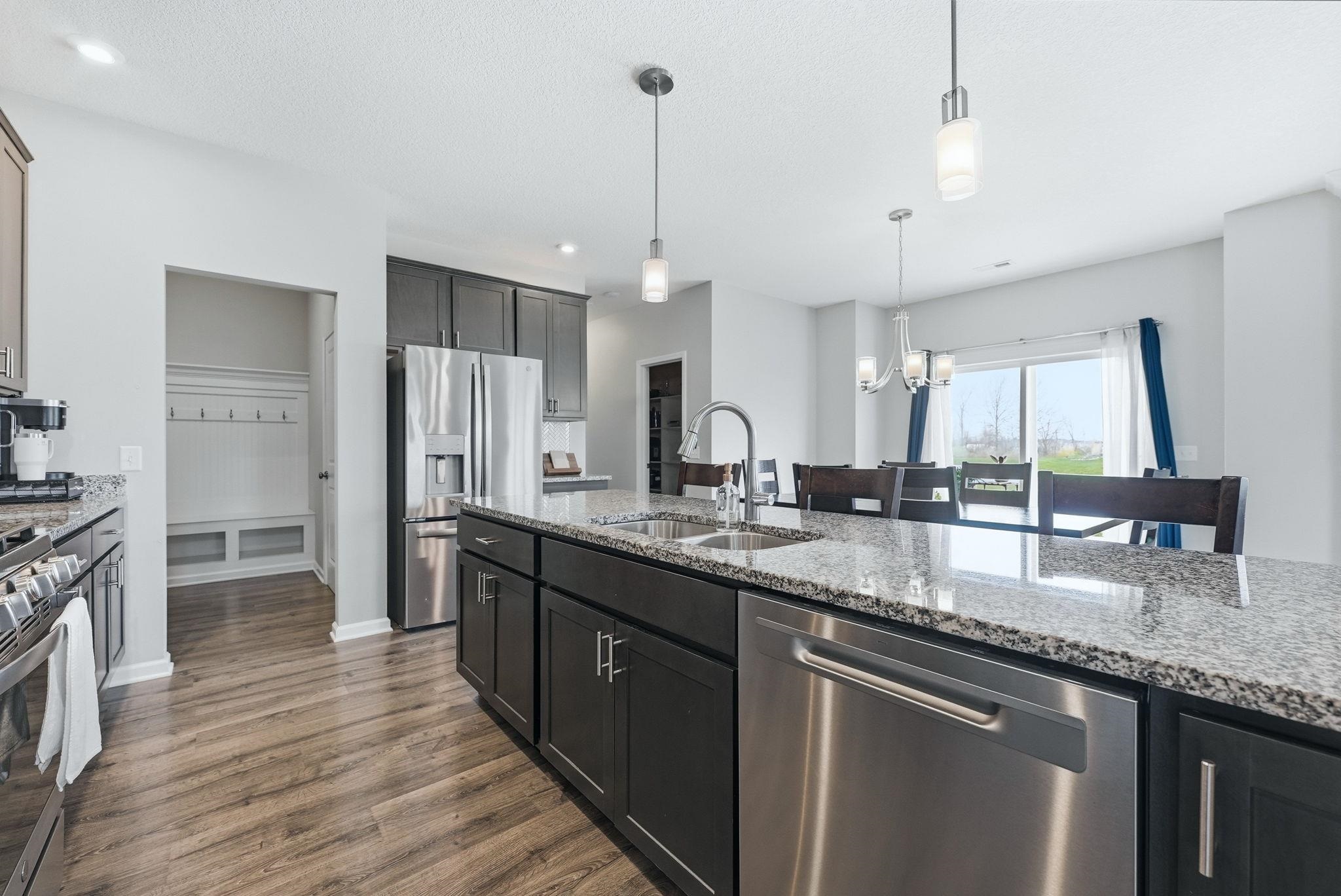 929 Meravi Cove Fort Wayne, IN 46818 - Photo 8 of 33