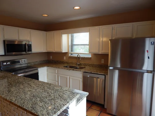 $2,600 | 110 North Delaware Boulevard, Unit 13C, Jupiter, FL 33458