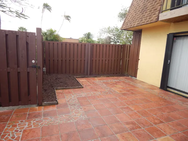 $2,600 | 110 North Delaware Boulevard, Unit 13C, Jupiter, FL 33458