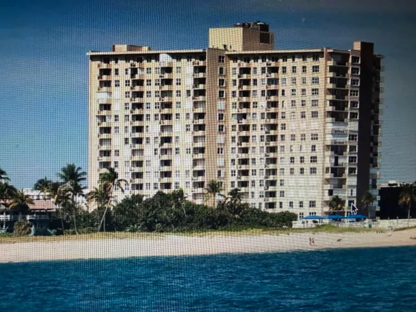 $558,000 | 2000 South Ocean Boulevard, Unit LF, Lauderdale-by-the-Sea, FL 33062