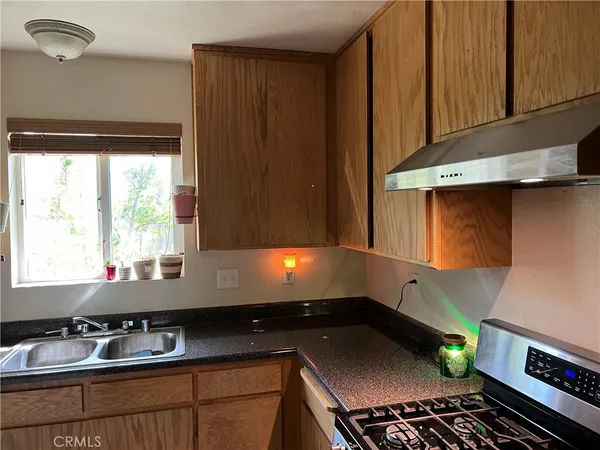 $352,000 | 860 Applewood Way, Willows, CA 95988