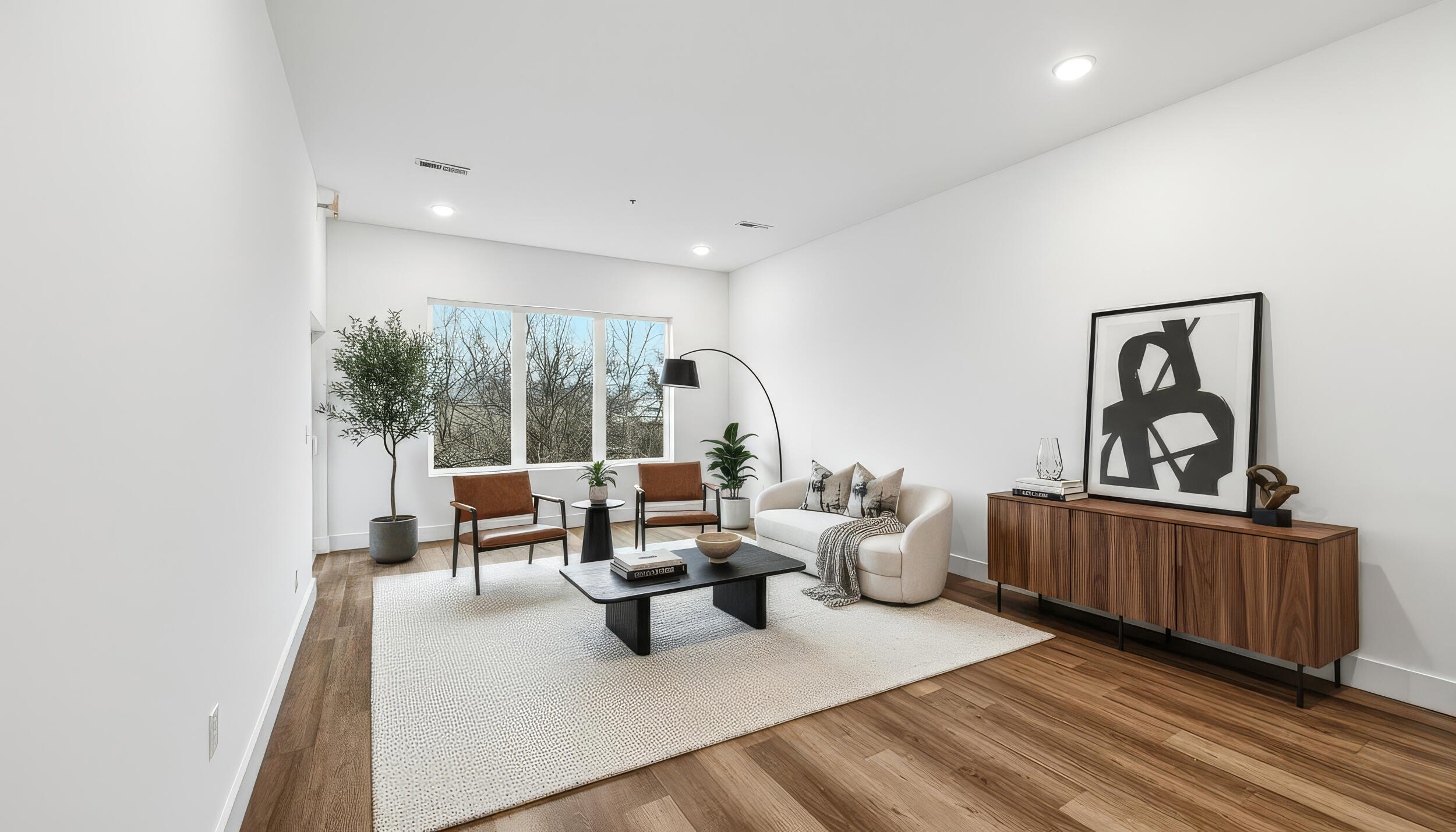 1445 Fagan Street, Unit 309 Chattanooga, TN 37408 - Photo 2 of 25 2_1445 fagan st 309-2-staging