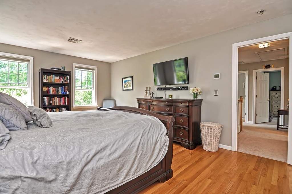 29 Rhodes Street Plainville, MA 02762 - Photo 13 of 30 Gallery Image 13