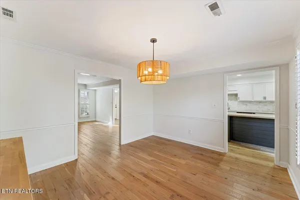 $2,595 | 8930 Wesley Place, Knoxville, TN 37922